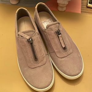 Ecco soft 7 zip powder grey like new